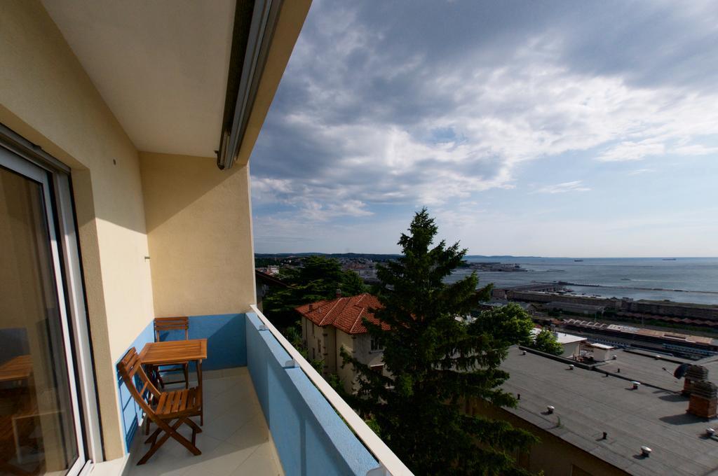 Seatrieste Exterior foto